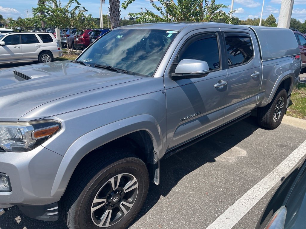 Used 2019 Toyota Tacoma TRD Sport w/ TRD Premium Sport Package AWD/4WD image 1