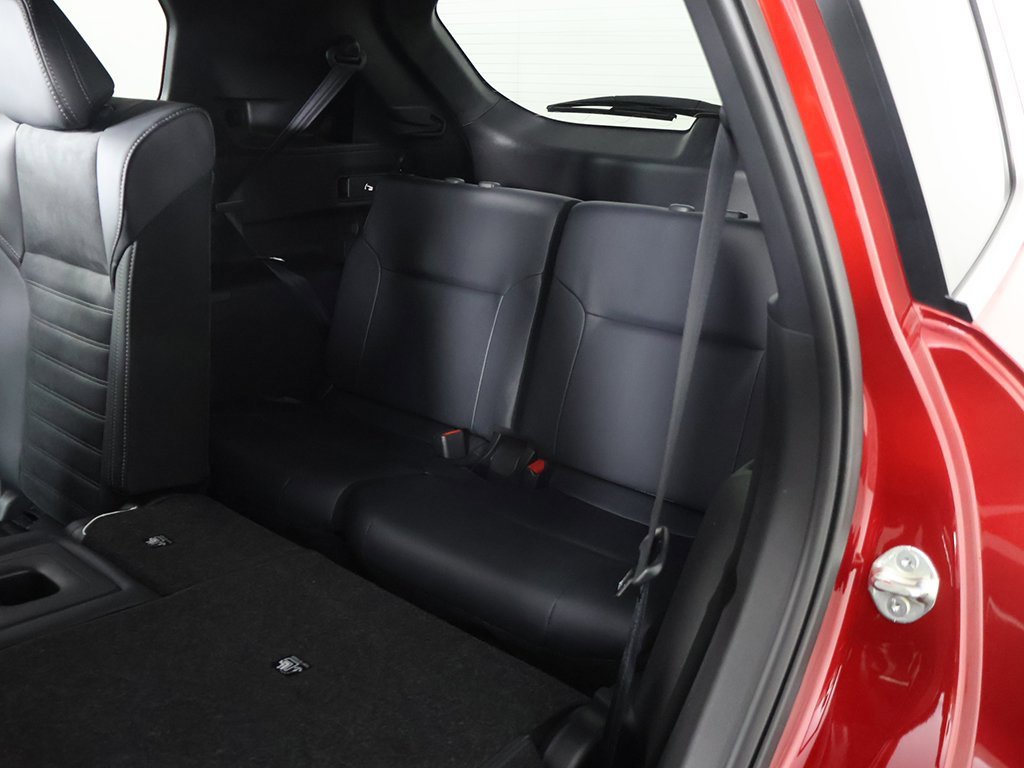 New 2025 Mitsubishi Outlander SE image 35