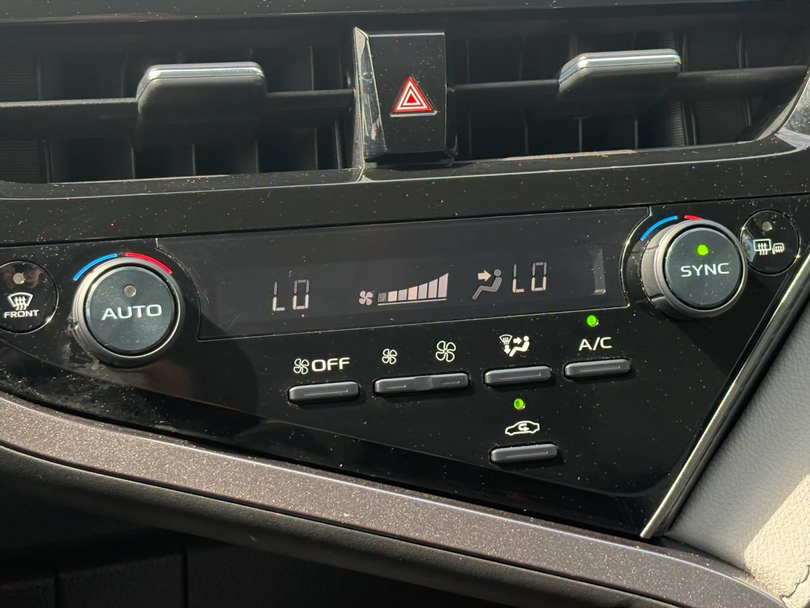 Used 2024 Toyota Camry SE FWD image 20