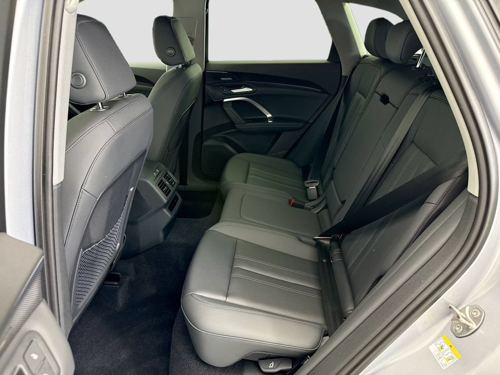 Used 2026 Audi Q5 Premium Plus w/ Premium Plus AWD/4WD image 20