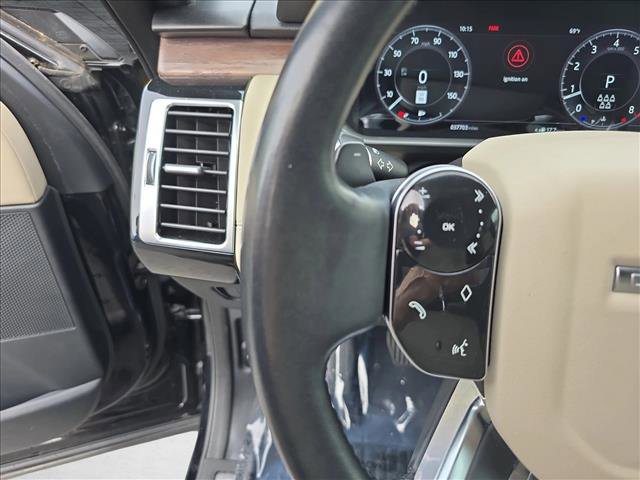 Used 2019 Land Rover Discovery HSE image 17