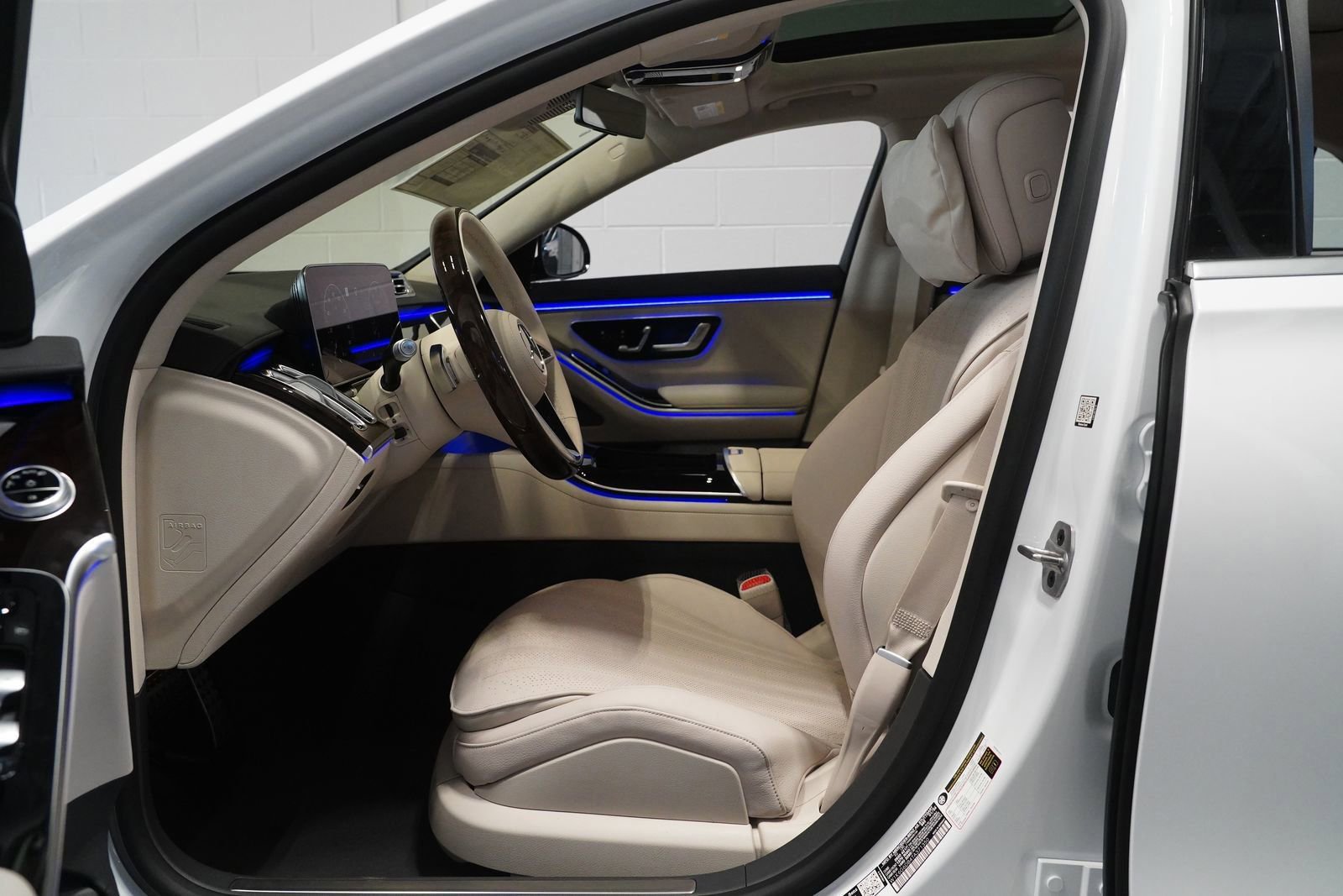 New 2026 Mercedes-Benz S 500 4MATIC image 14