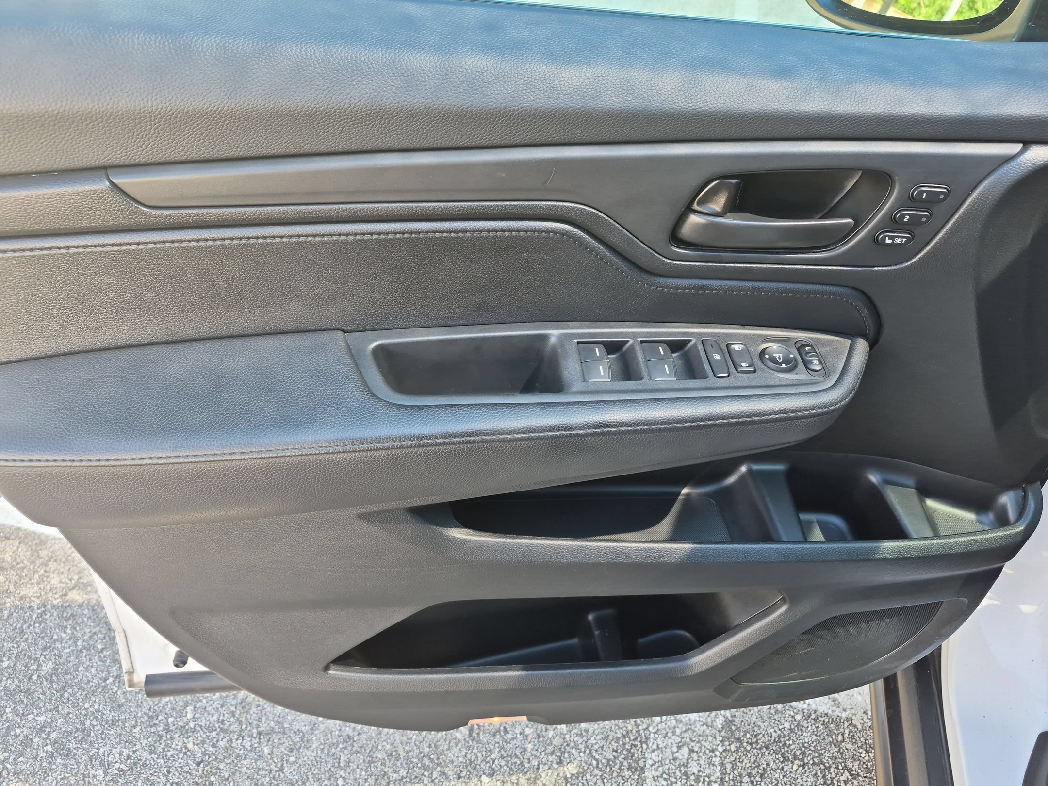 Certified 2025 Honda Odyssey EX-L image 10