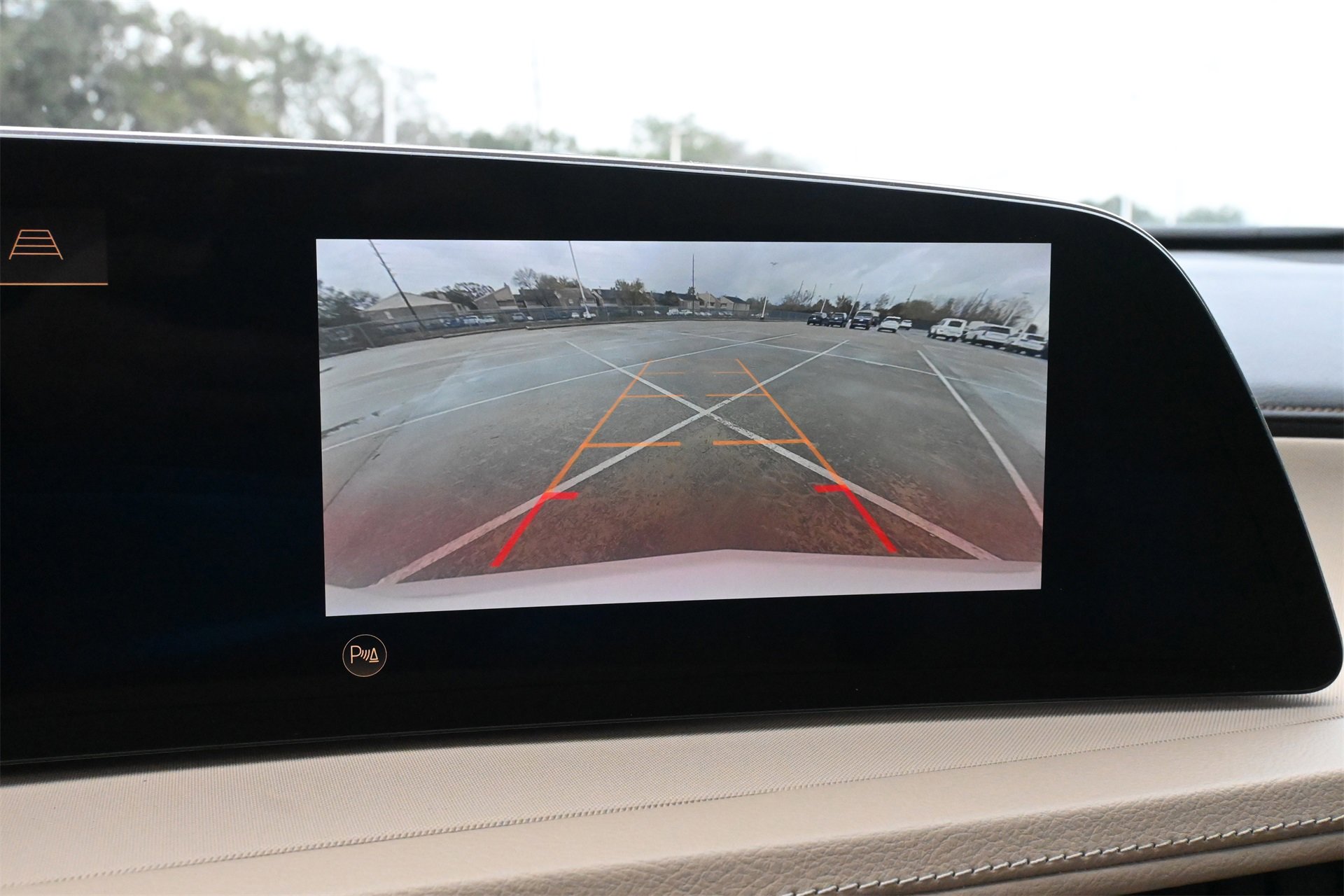 Certified 2024 Cadillac XT4 Luxury w/ Cold Weather Package image 13