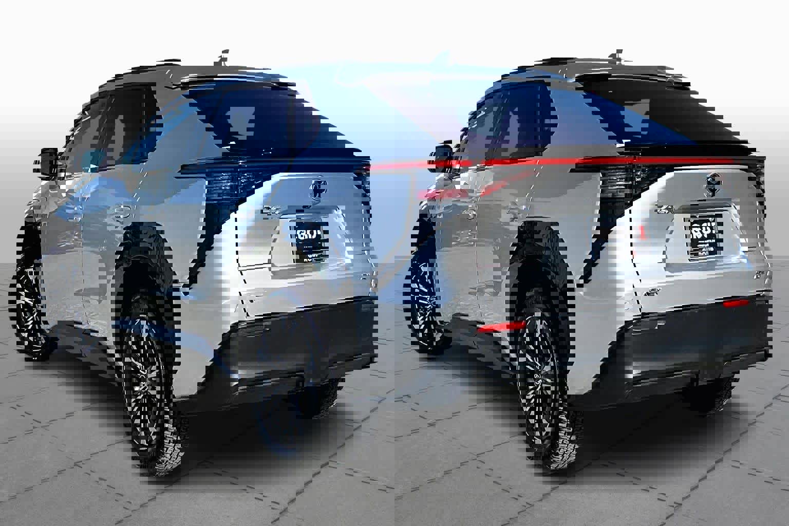 Used 2024 Toyota bZ4X XLE image 11