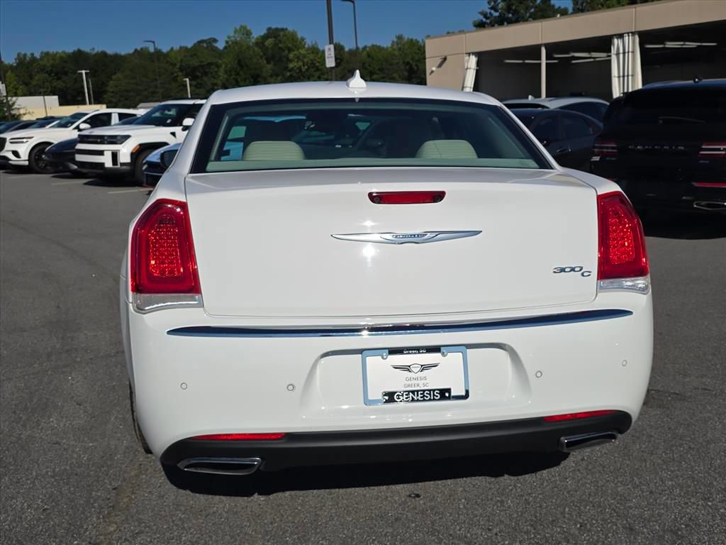 Used 2016 Chrysler 300 C w/ Safetytec Plus Group RWD image 4