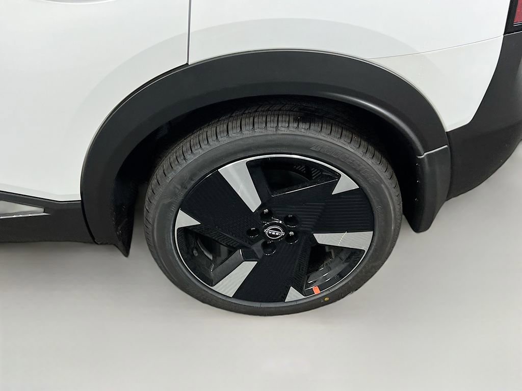 New 2026 Nissan Kicks SR AWD/4WD image 26
