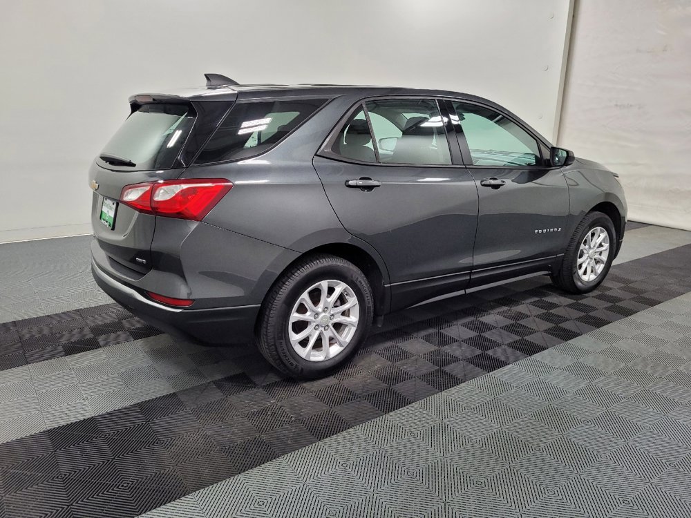 Used 2018 Chevrolet Equinox LS image 10