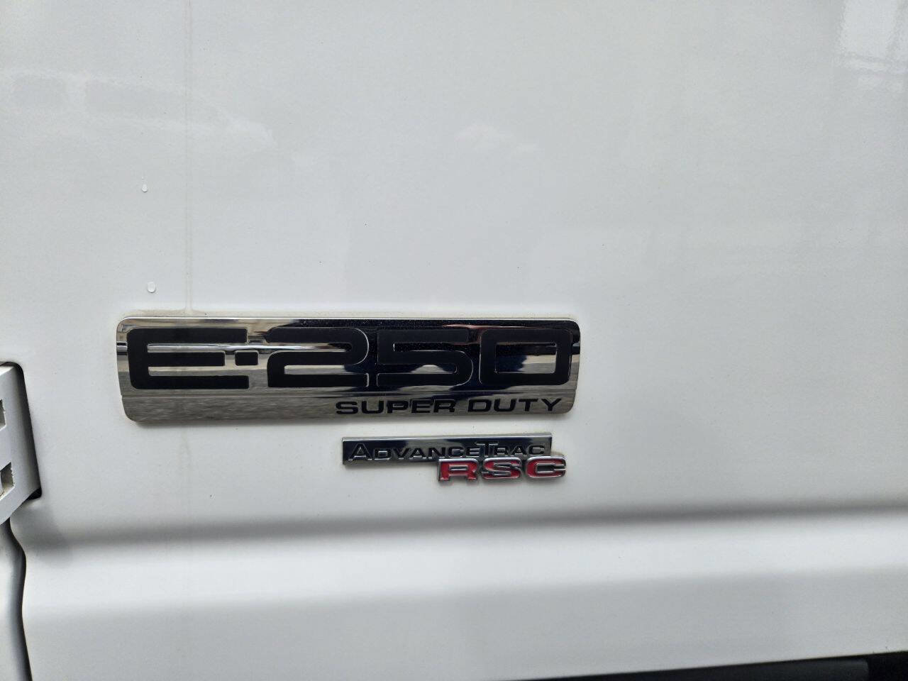 Used 2013 Ford E-250 and Econoline 250 w/ PWR Group image 14