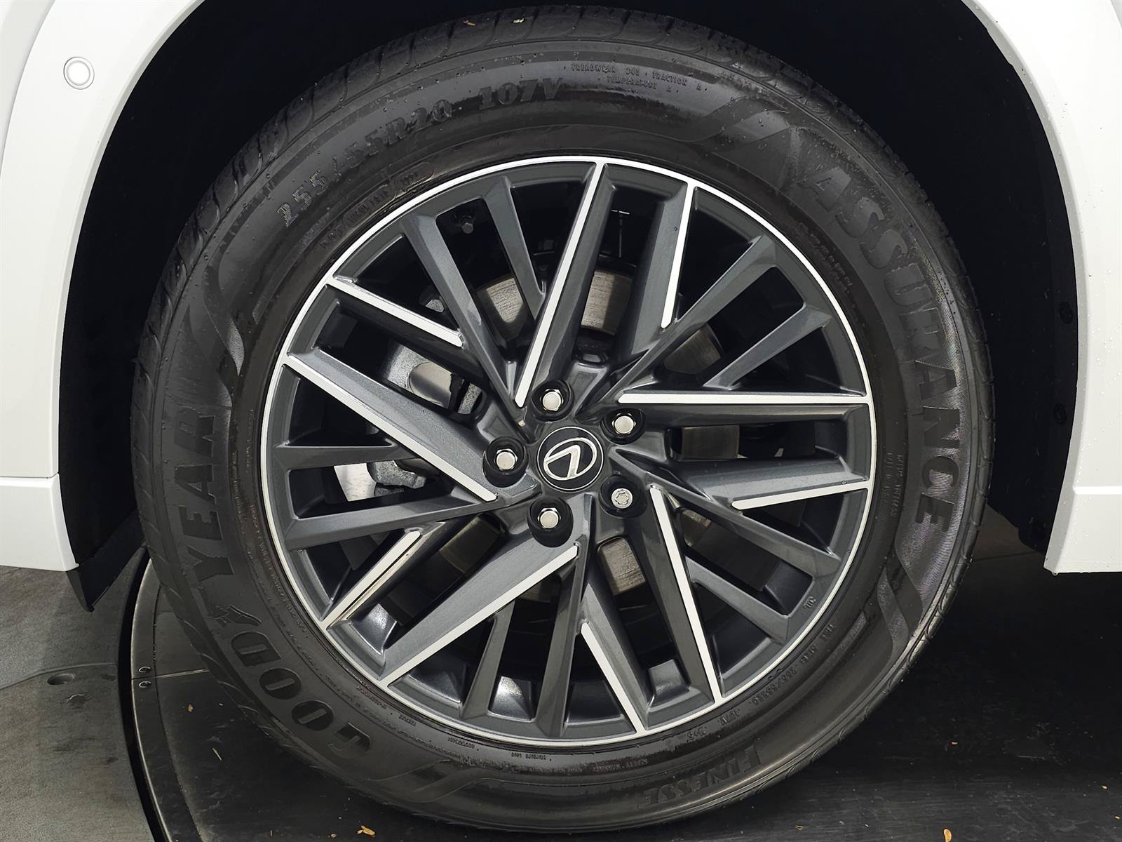 Used 2025 Lexus TX 350 AWD w/ Technology Package image 14
