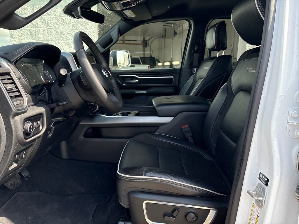 Used 2025 RAM 1500 Laramie image 12