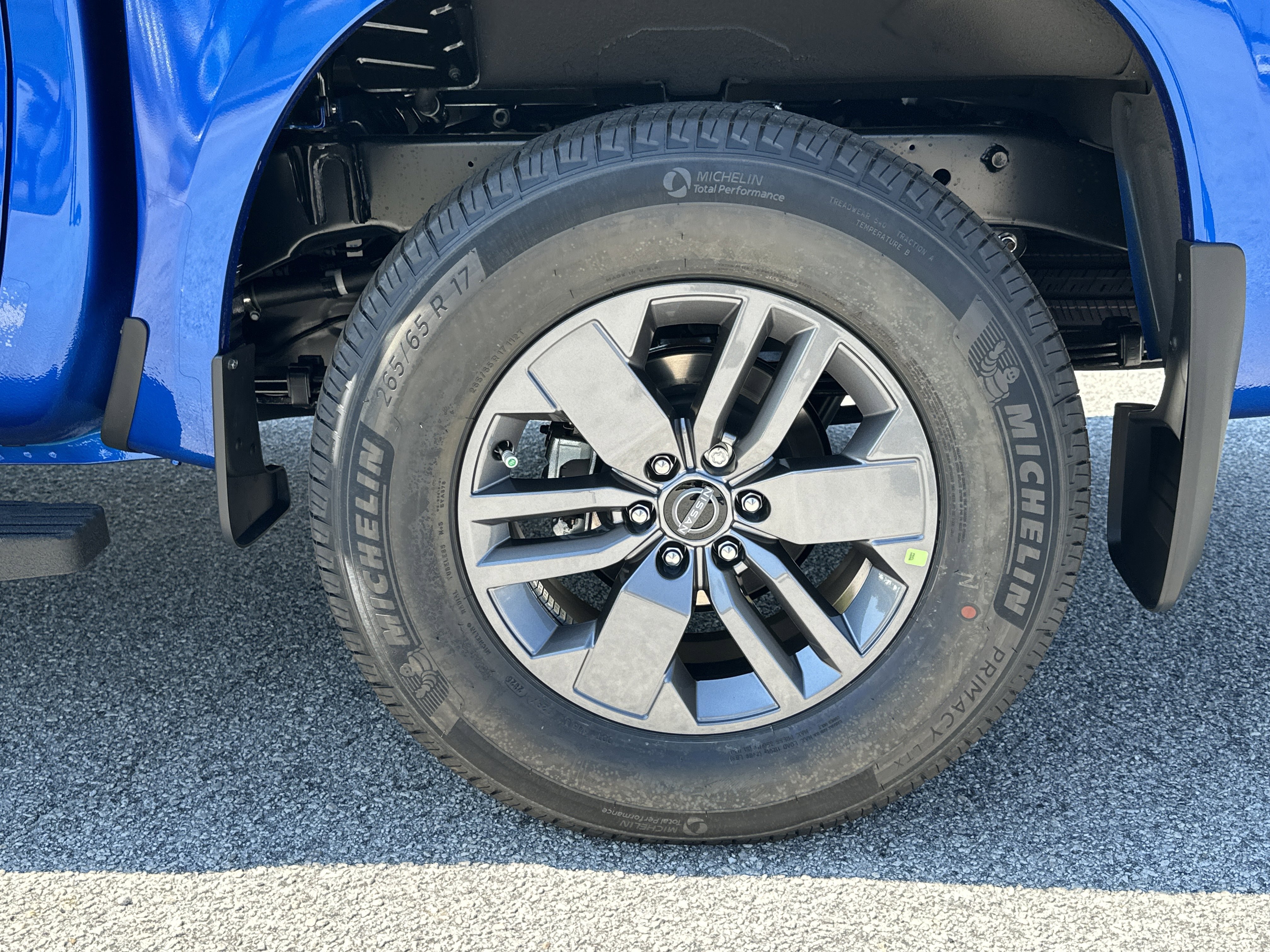 New 2026 Nissan Frontier SV image 19