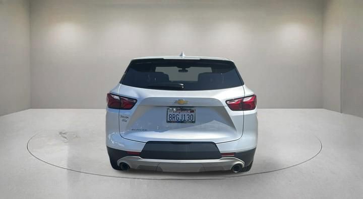 Used 2020 Chevrolet Blazer LT FWD image 3