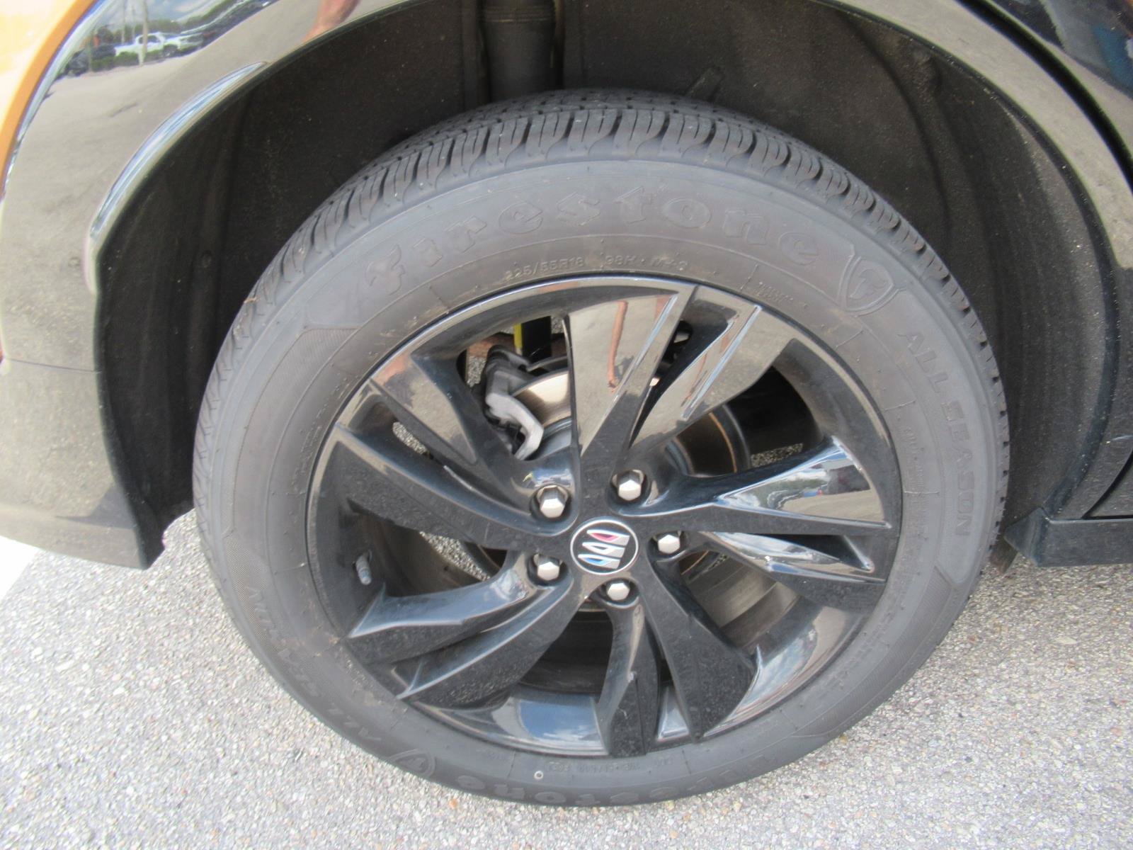 Used 2024 Buick Encore GX Sport Touring AWD/4WD image 5