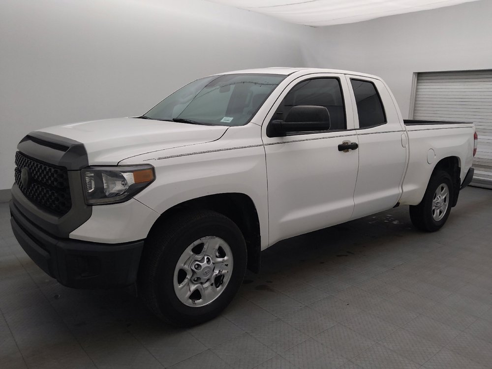 Used 2018 Toyota Tundra SR RWD image 2