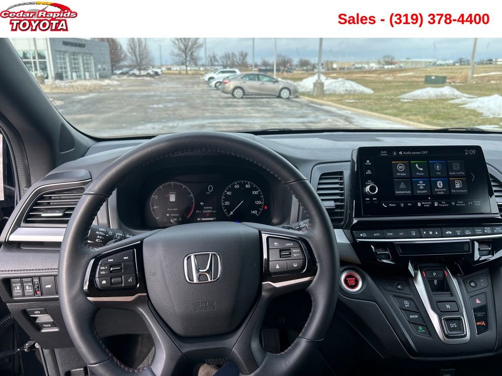 Used 2025 Honda Odyssey Sport-L image 15