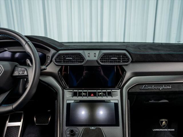 Used 2024 Lamborghini Urus Performante AWD/4WD image 42