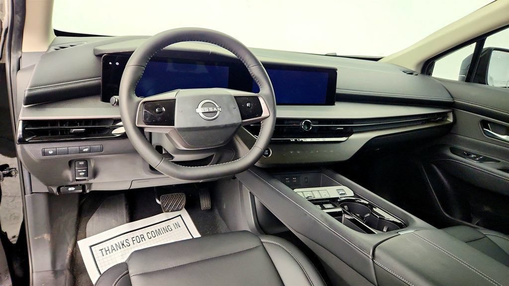 Used 2025 Nissan Murano SV AWD/4WD image 12