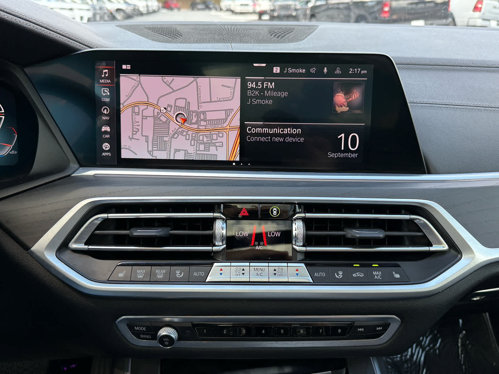 Used 2022 BMW X7 xDrive40i w/ Premium Package AWD/4WD image 18