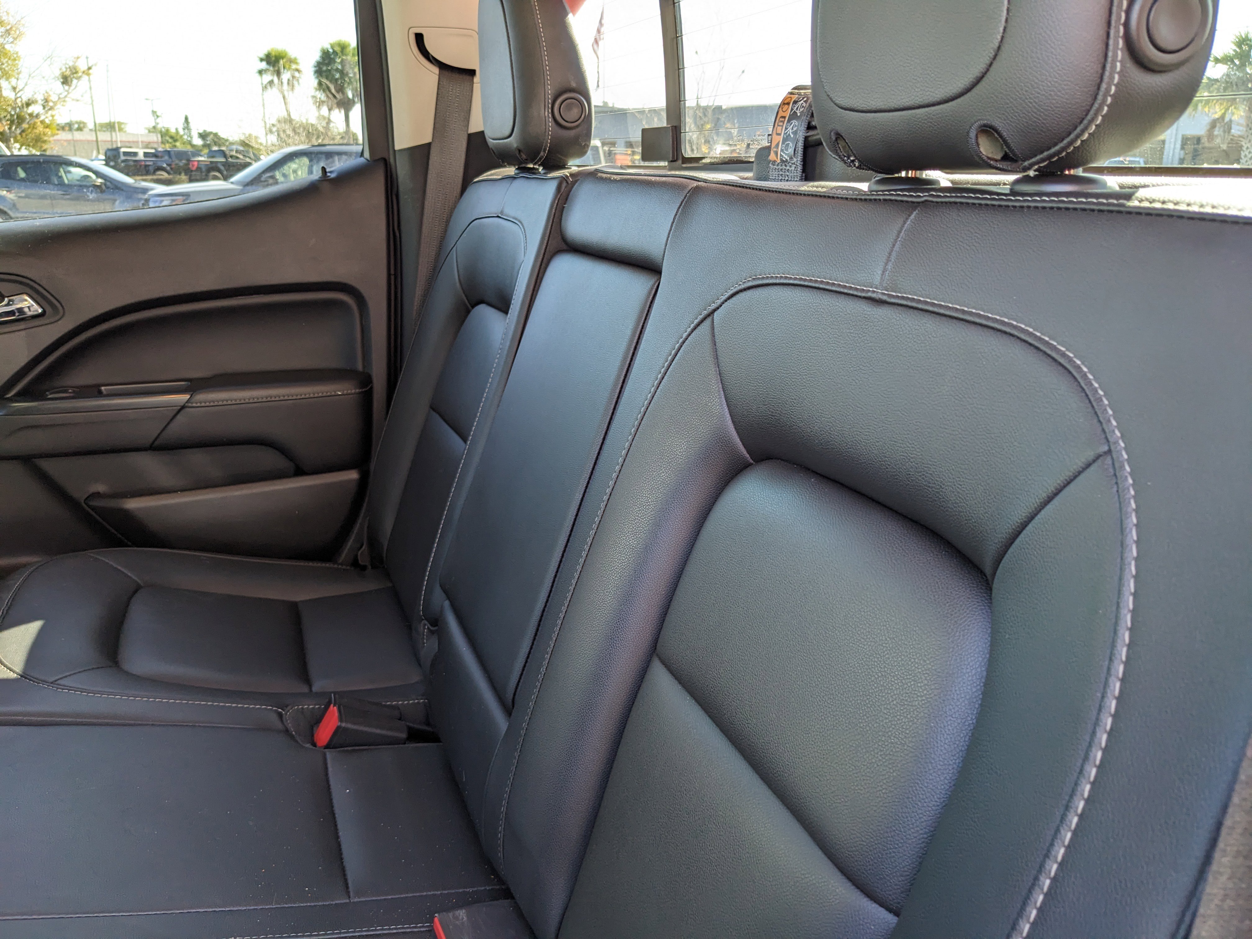 Used 2016 GMC Canyon SLT w/ Driver Alert Package image 17