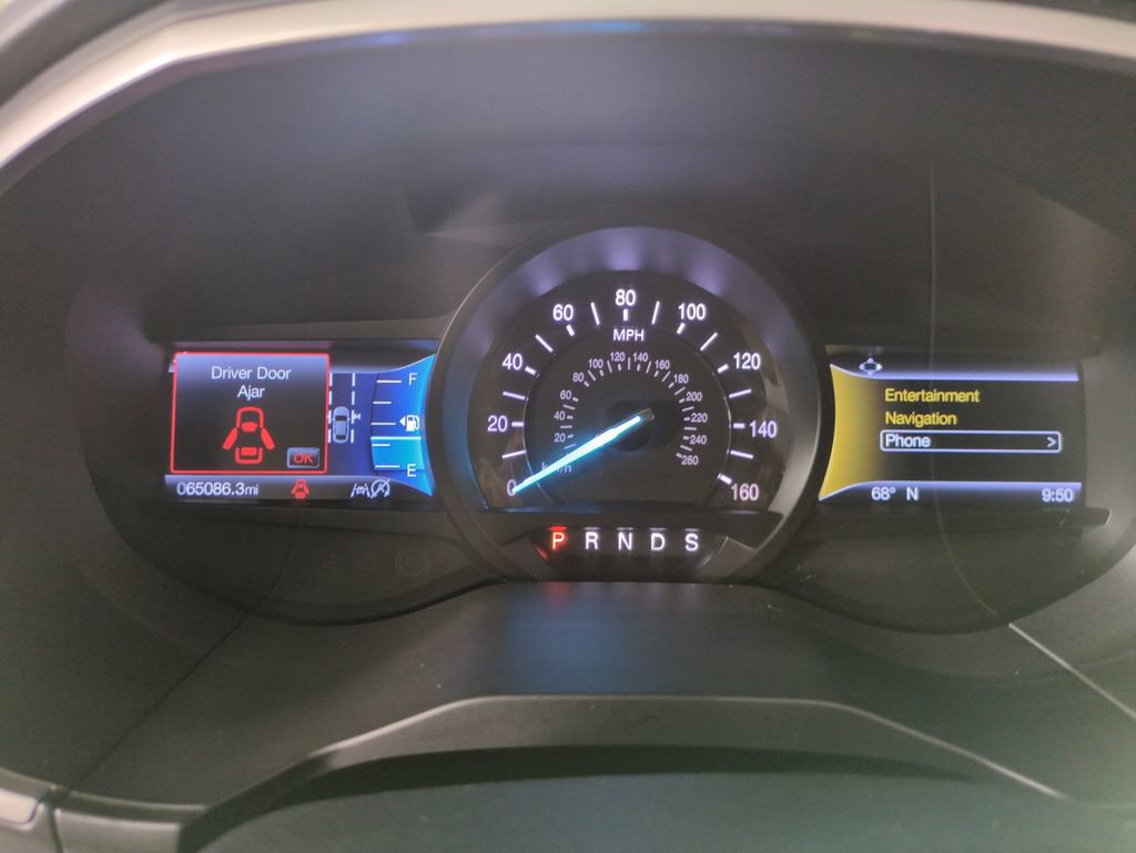 Used 2019 Ford Edge SEL AWD/4WD image 17