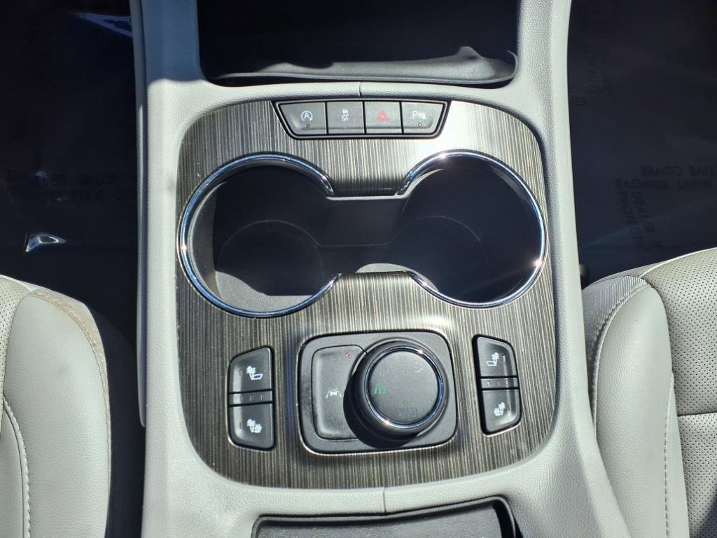 Certified 2023 GMC Acadia SLT image 13