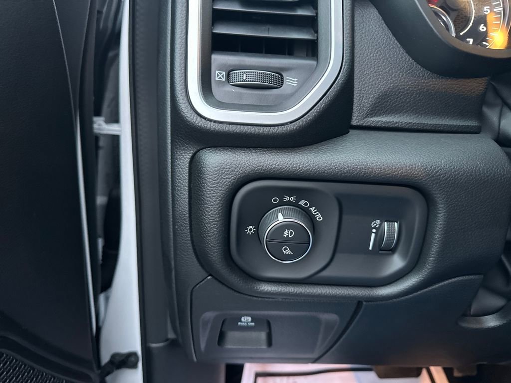 Used 2023 RAM 1500 Big Horn image 21