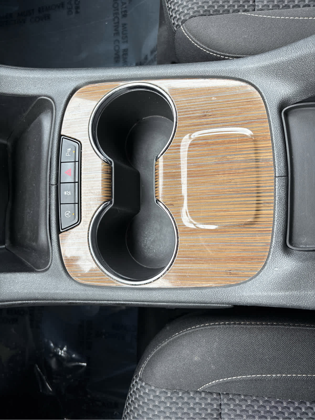 Used 2021 GMC Acadia SLE image 19
