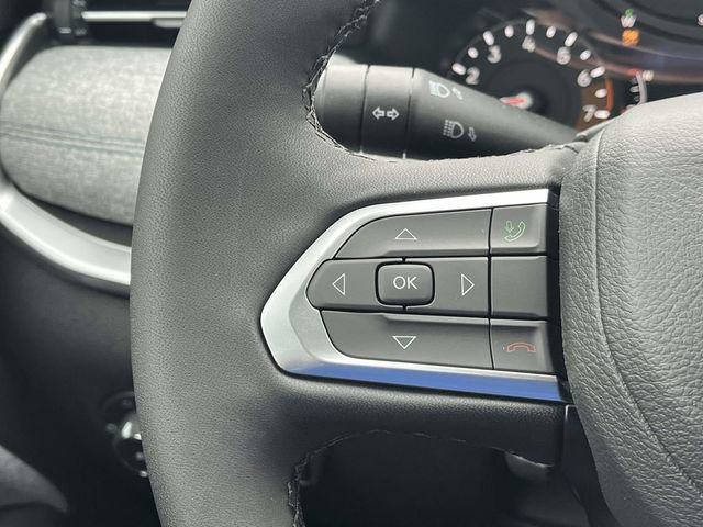 New 2026 Jeep Compass Latitude image 20