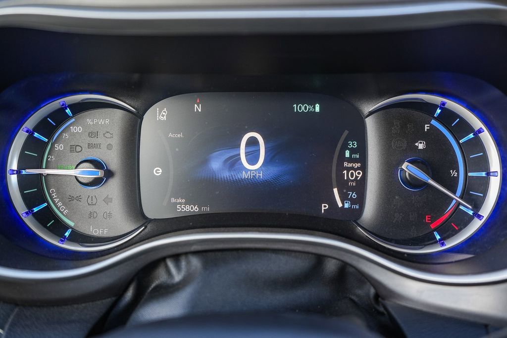 Certified 2024 Chrysler Pacifica Select image 24