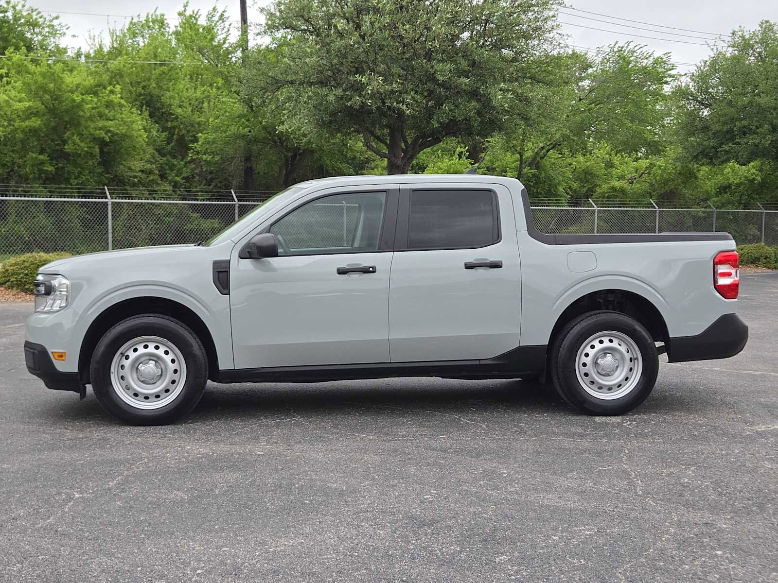 Used 2024 Ford Maverick XL w/ Equipment Group 100A Standard image 5