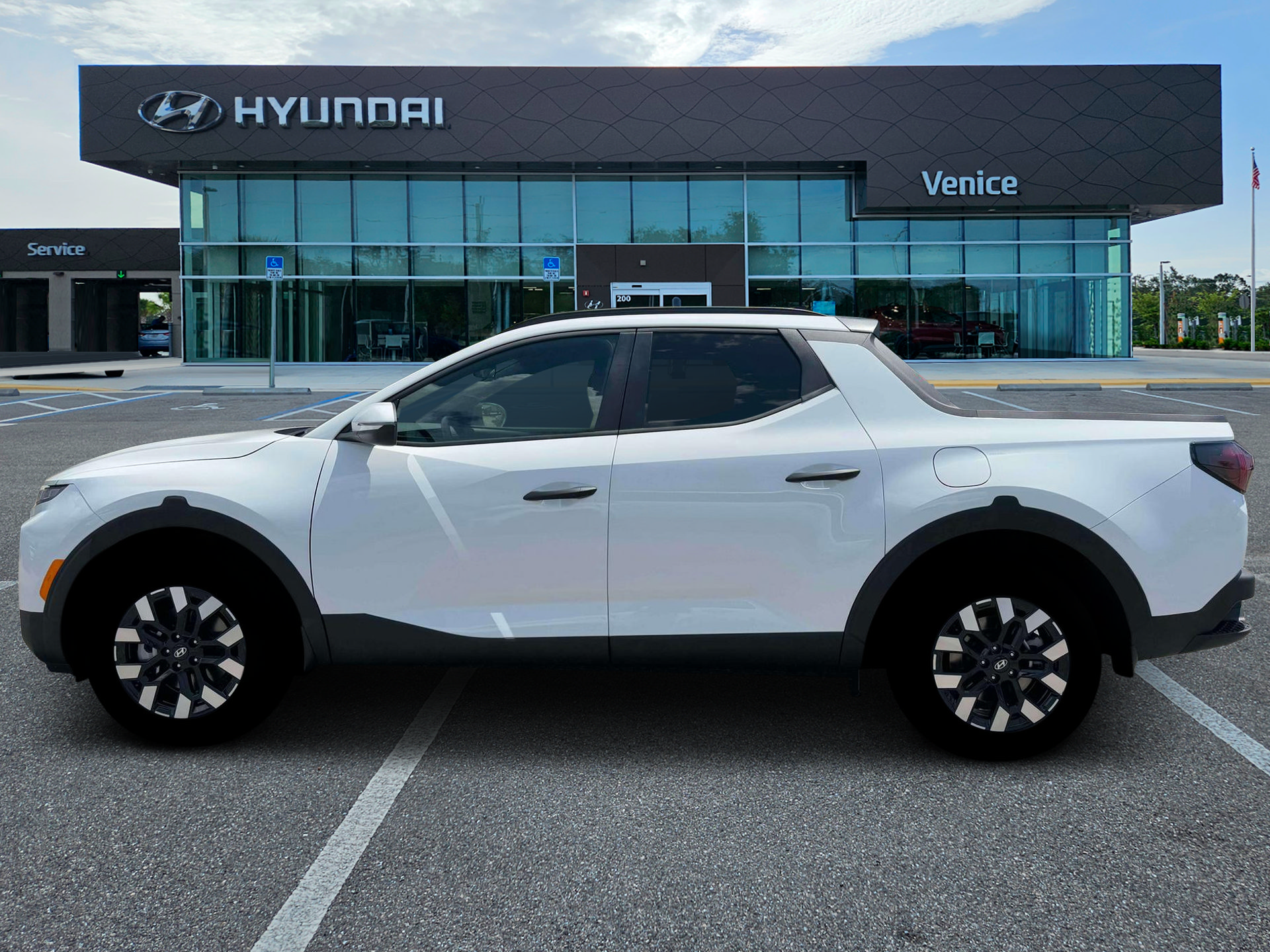 New 2026 Hyundai Santa Cruz SEL FWD image 3