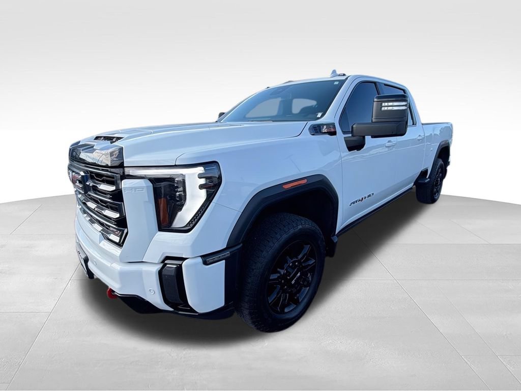 Used 2024 GMC Sierra 2500 AT4 w/ AT4 Preferred Package AWD/4WD image 4