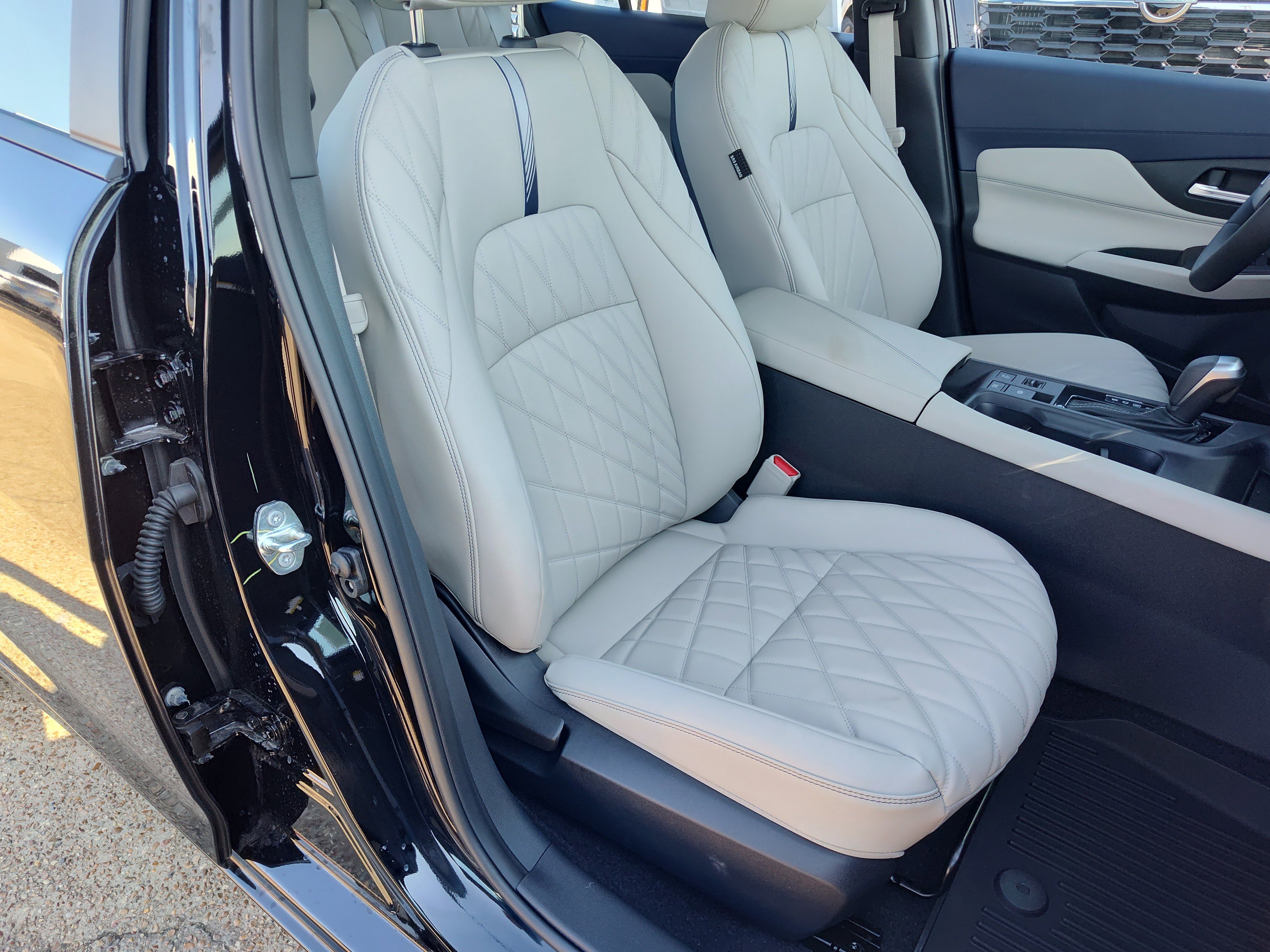 New 2026 Nissan Sentra SL w/ Floor Mat Package image 13