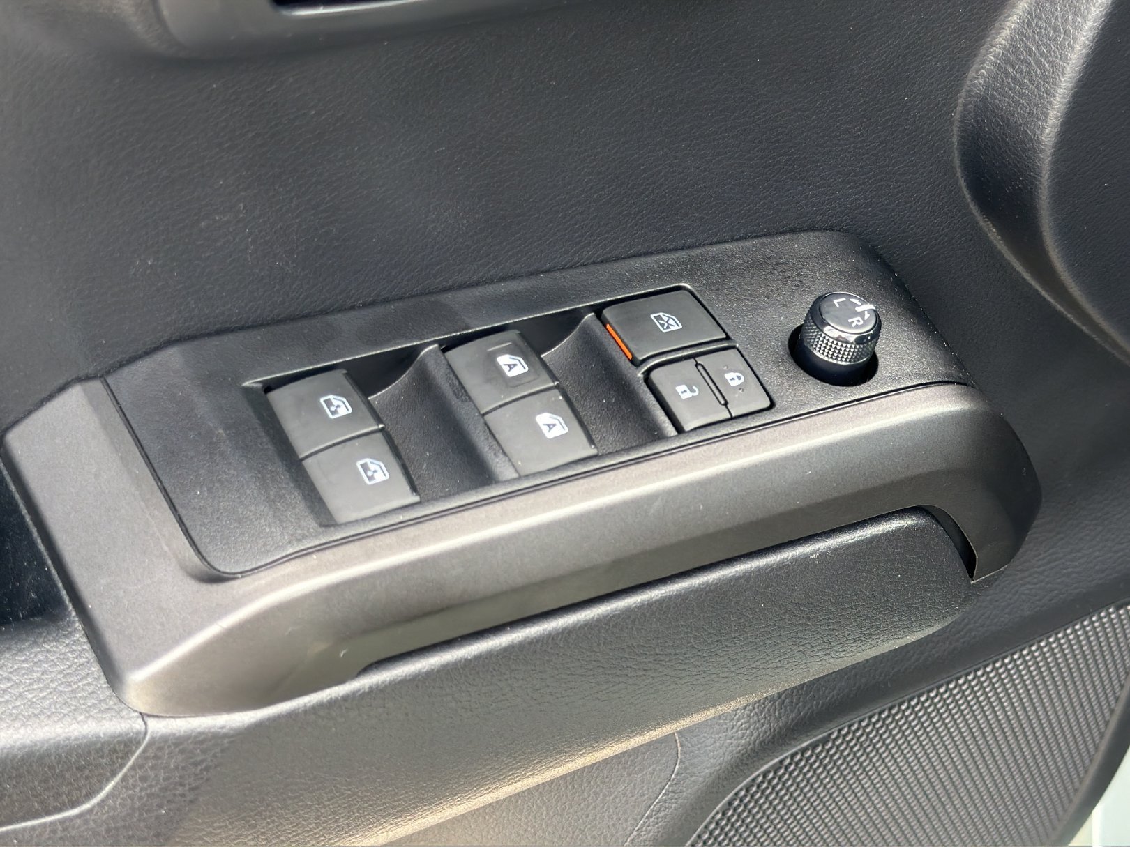 Used 2022 Toyota Tacoma TRD Sport w/ Technology Package RWD image 10