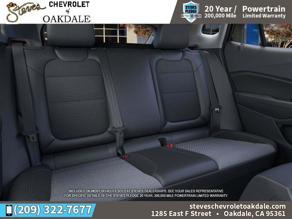 New 2026 Chevrolet Trax LT w/ LT Convenience Package FWD image 17
