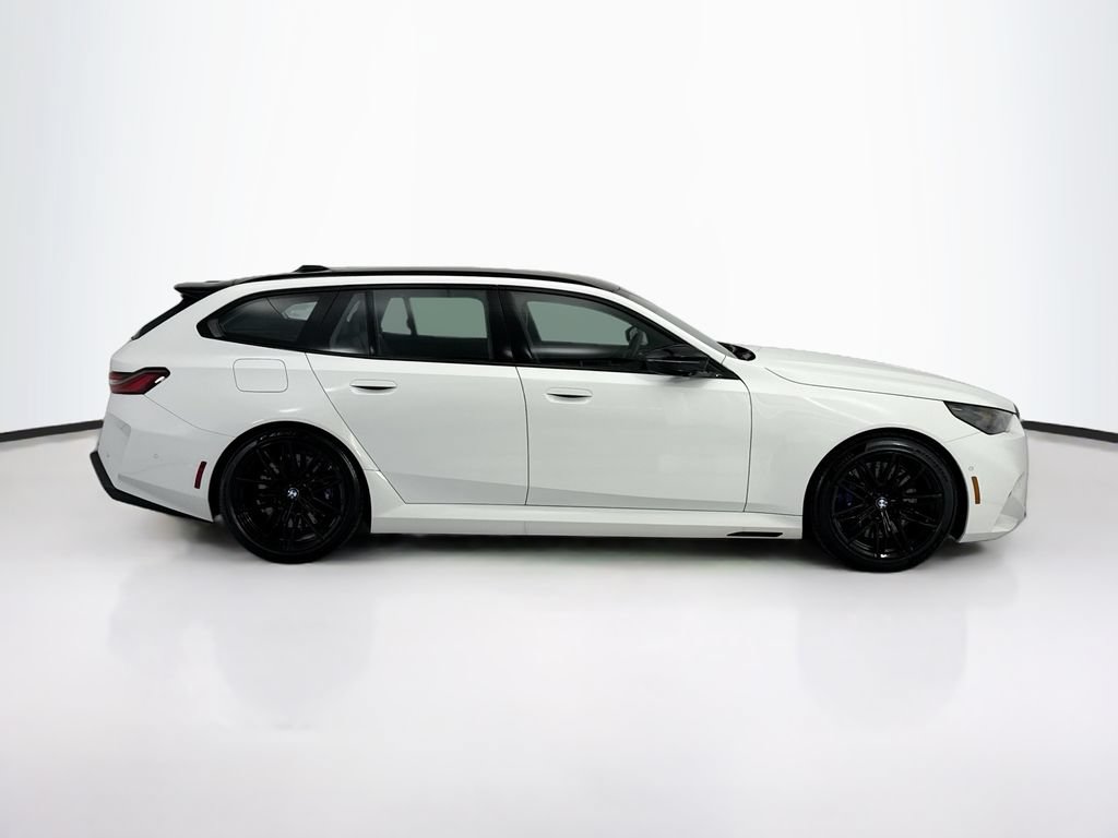 Used 2025 BMW M5 Touring AWD/4WD image 8