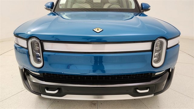 Used 2024 Rivian R1S Launch Edition image 8