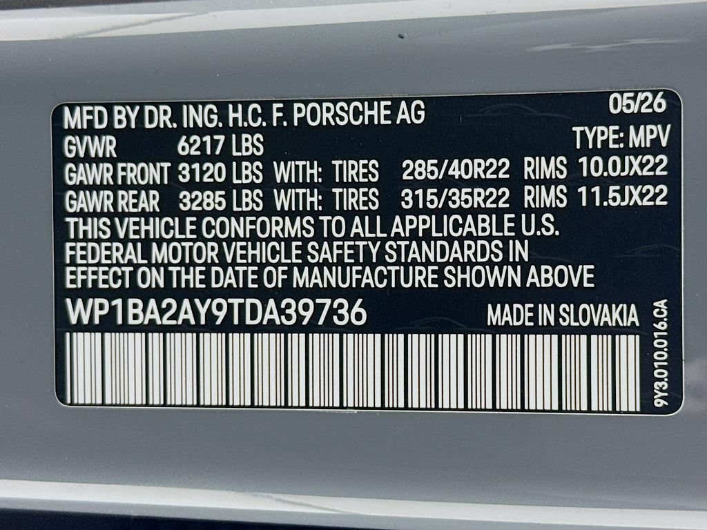 New 2026 Porsche Cayenne Coupe AWD/4WD image 34