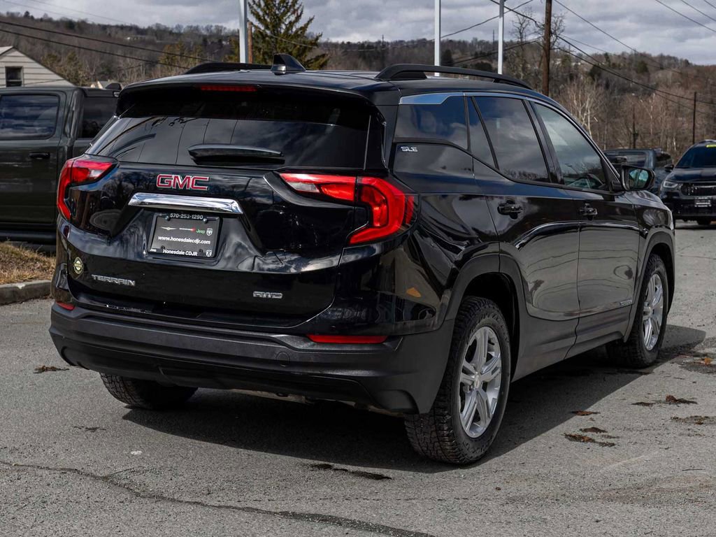 Used 2018 GMC Terrain SLE w/ Driver Convenience Package image 4