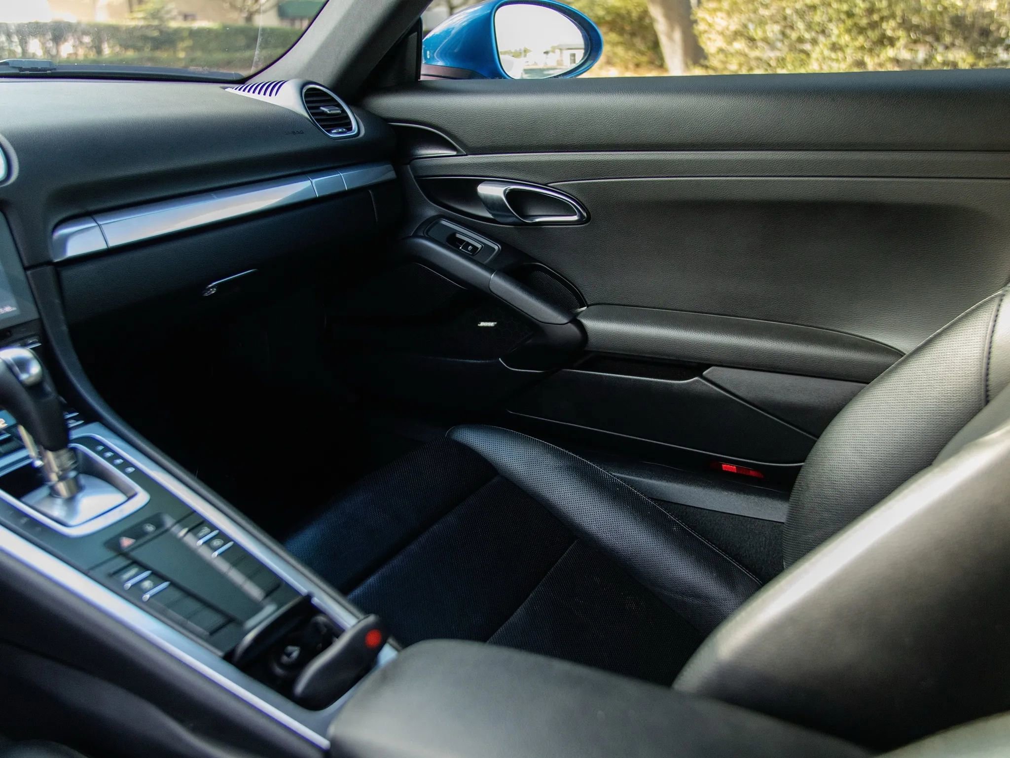 Used 2018 Porsche 718 Cayman RWD image 30