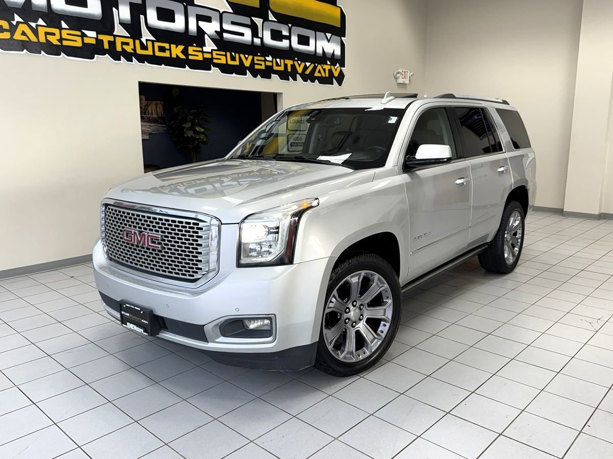 Used 2015 GMC Yukon Denali w/ Premium Package AWD/4WD image 55