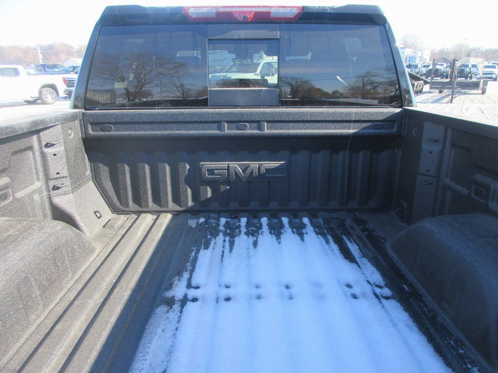 New 2026 GMC Sierra 1500 AT4 w/ AT4 Premium Package image 7