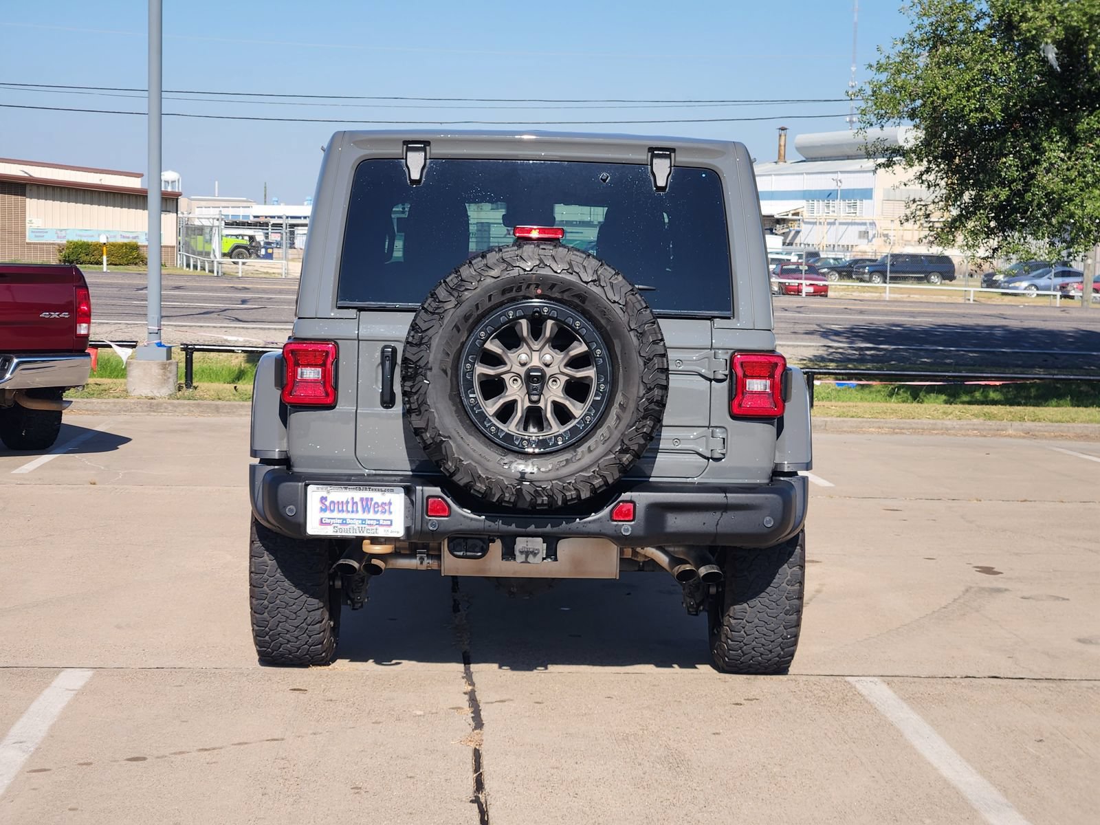 Used 2021 Jeep Wrangler Unlimited Rubicon w/ Trailer Tow Package AWD/4WD image 8