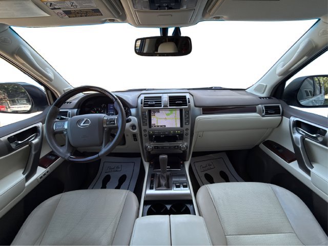 Used 2018 Lexus GX 460 Premium w/ Premium Package AWD/4WD image 31