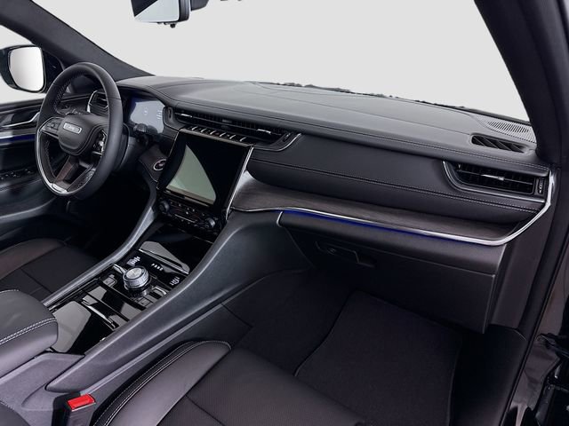 New 2025 Jeep Grand Cherokee L Overland w/ Luxury Tech Group IV image 30