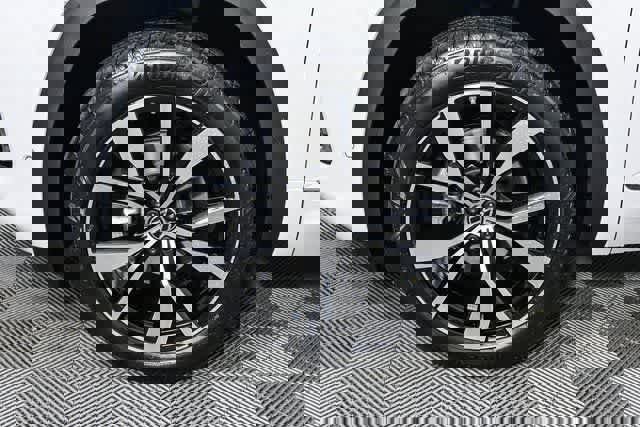 New 2026 Volkswagen Atlas Cross Sport SEL Premium R-Line image 39