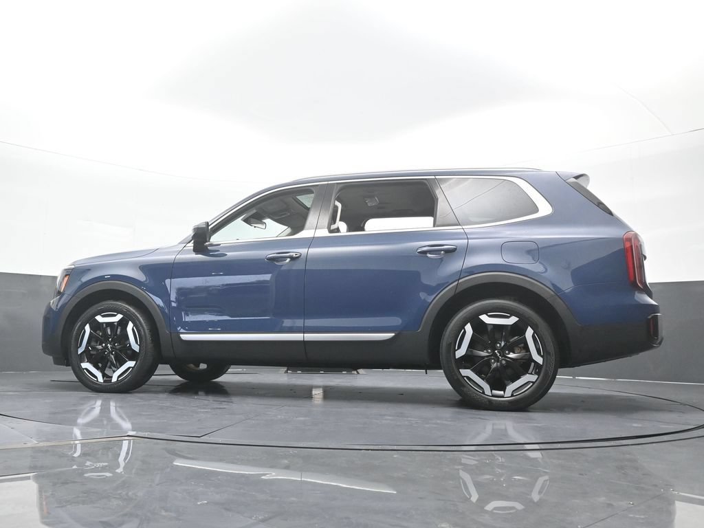 Used 2024 Kia Telluride S w/ S Sunroof Package FWD image 61