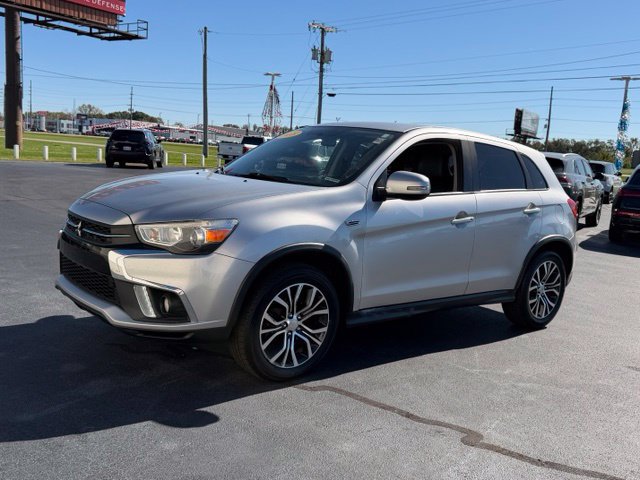 Used 2018 Mitsubishi Outlander Sport SE FWD image 3