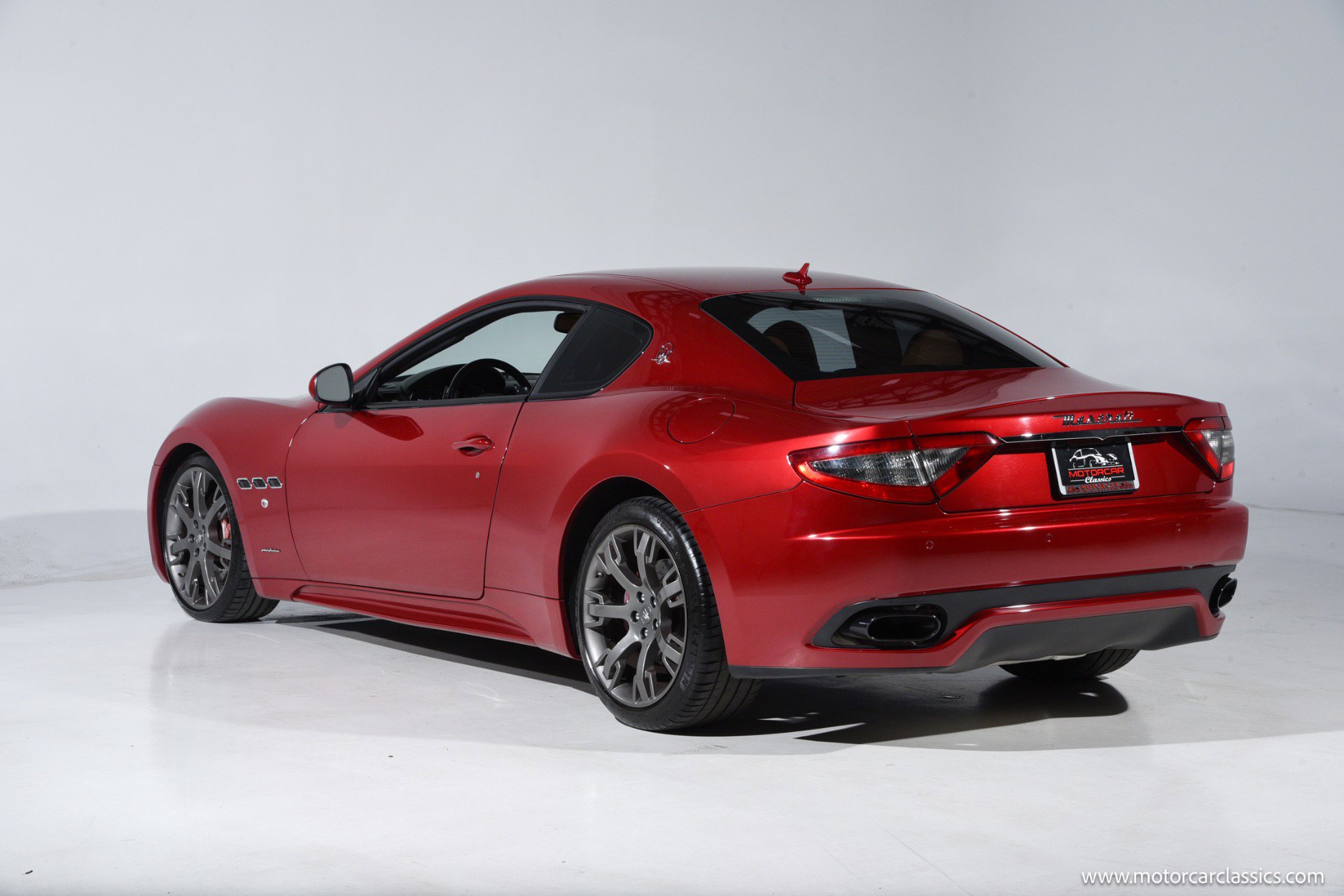 Used 2014 Maserati GranTurismo MC RWD image 4